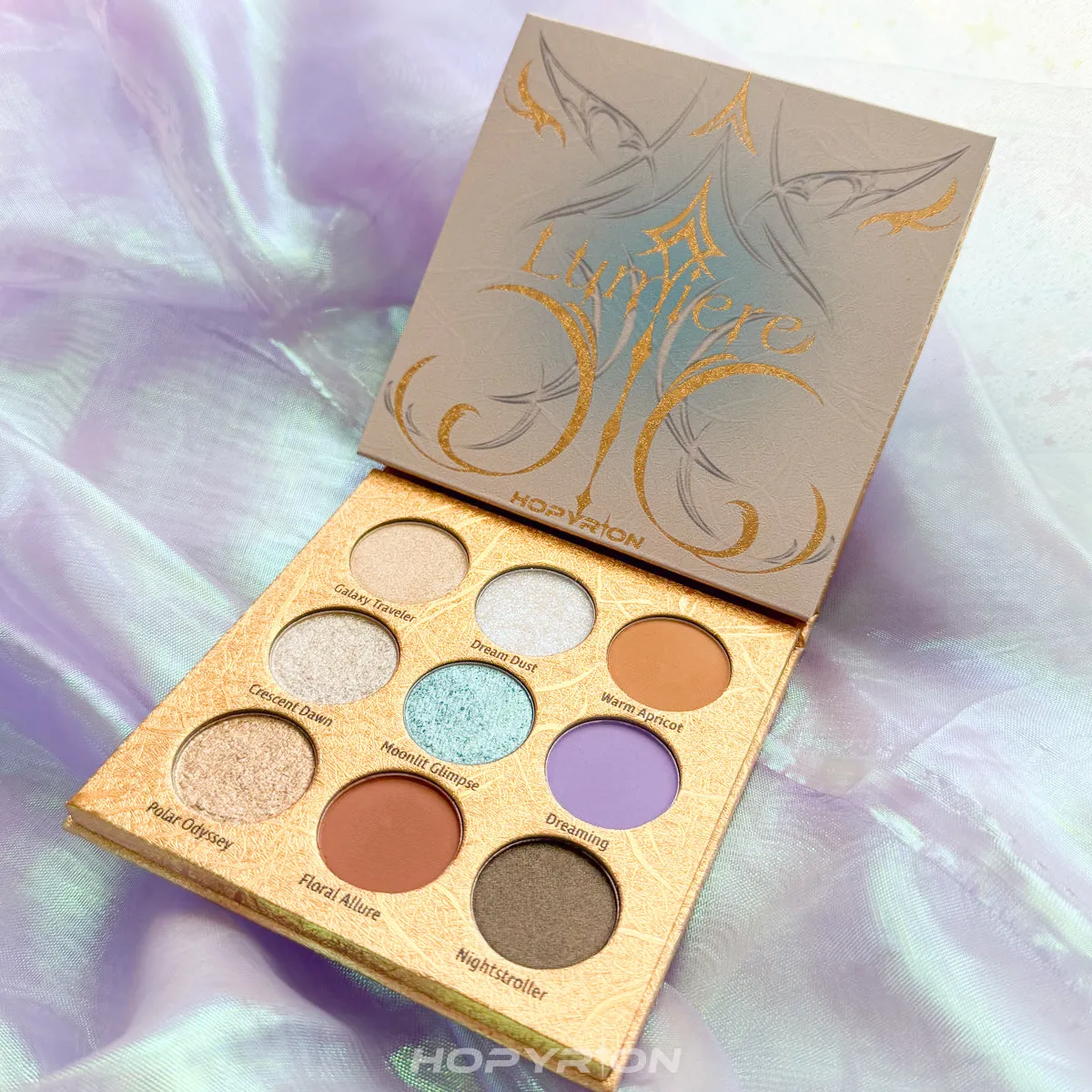 Hopyrion Lumiere makeup palette kawaii