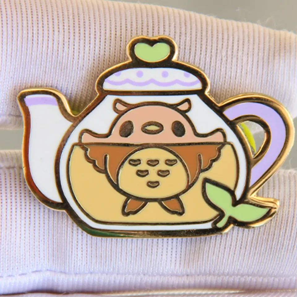 Appleminte Hoolong Tea emaljepin 3,8 cm guld