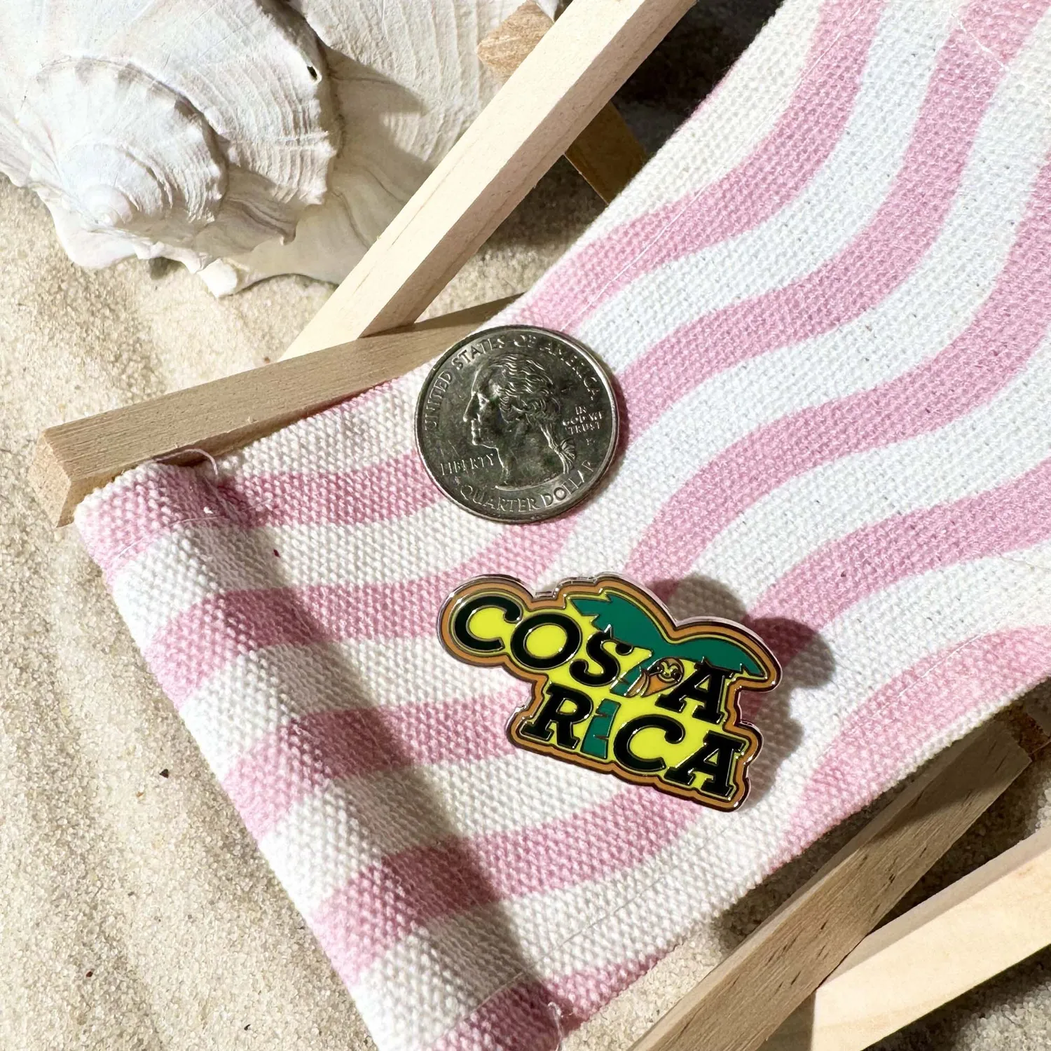Vagabond Heart Costa Rica emalje pin flag