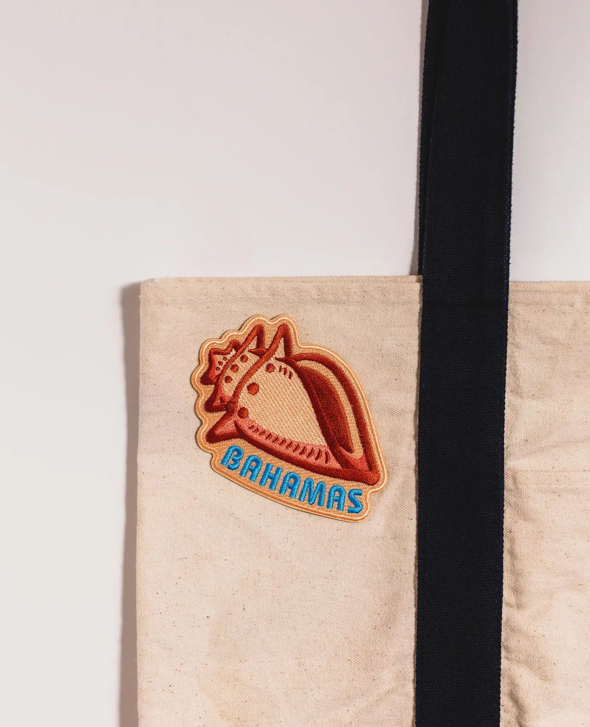 Vagabond Heart Bahamas strygemærke 57x102 mm broderet
