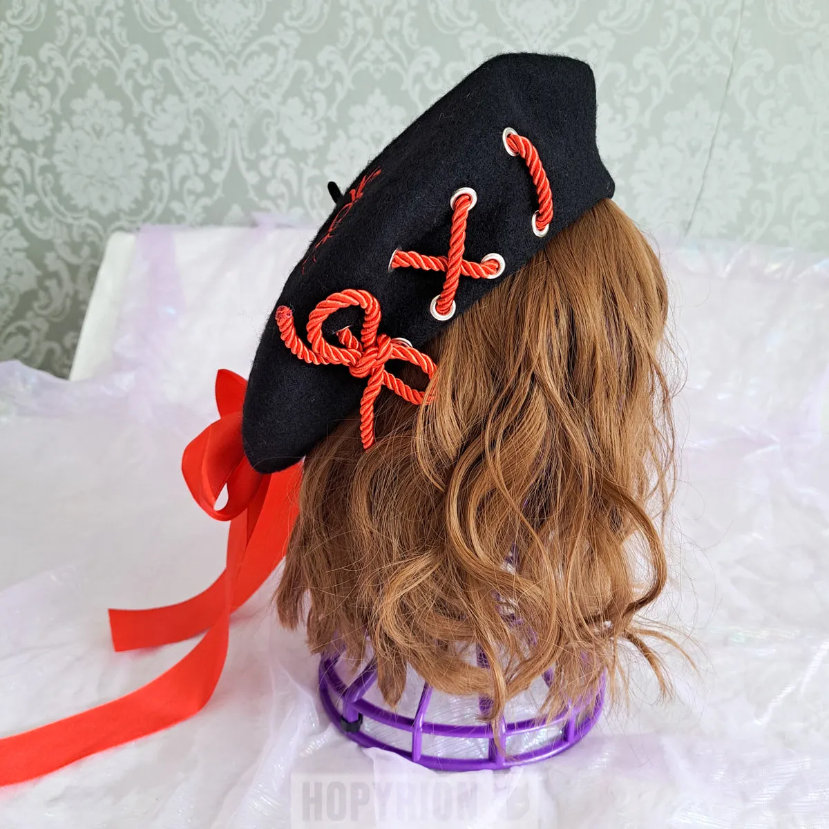 Hopyrion Spider Lily baret uld 56-60 cm broderi