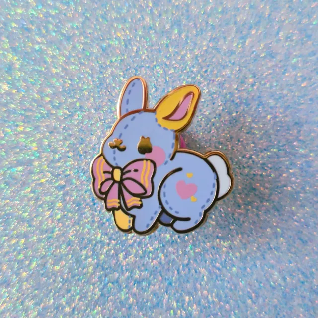 Appleminte Plush Bunny emaljepin guld mini