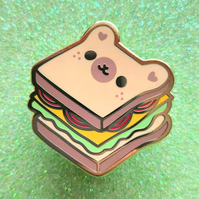 Appleminte Bearwich emaljepin sandwich 3,8 cm