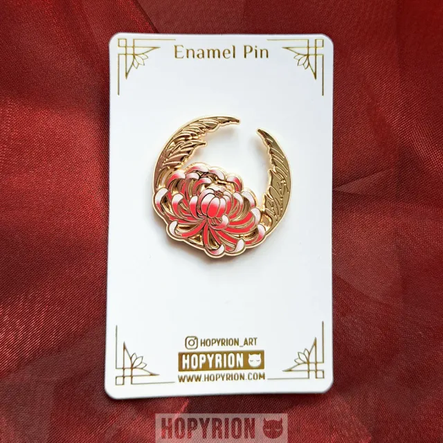 Hopyrion Royal Kiku emaljepin 2 cm guld