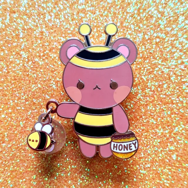 Appleminte Honey Bear pin vedhæng guld 38 mm