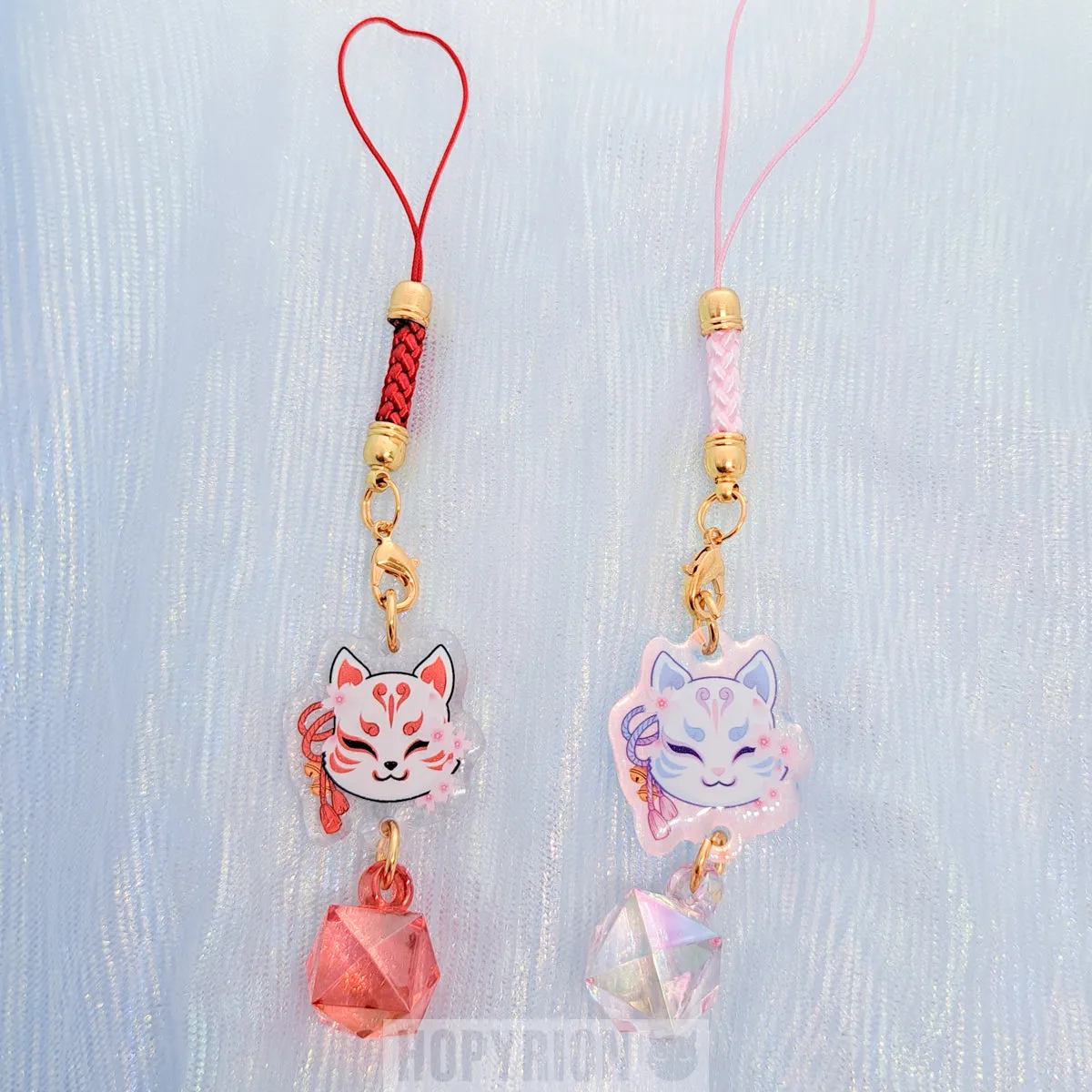 Hopyrion Kitsune Fox phone charm pink akryl