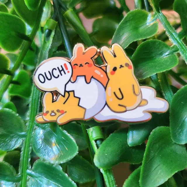 Appleminte Gude-Bunnies emaljepin 1,5" guld