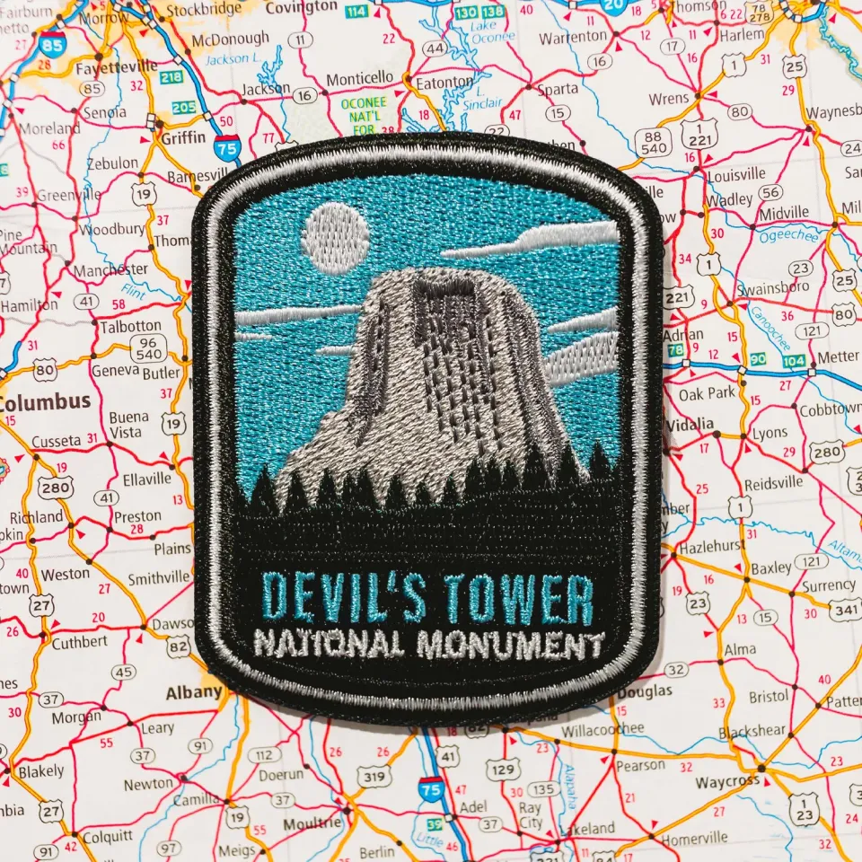 Vagabond Heart Devil’s Tower strygemærke 70x55 mm broderet