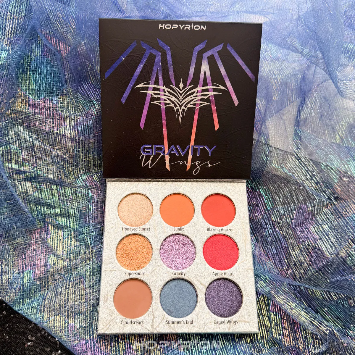 Hopyrion Gravity Wings makeup palette kawaii