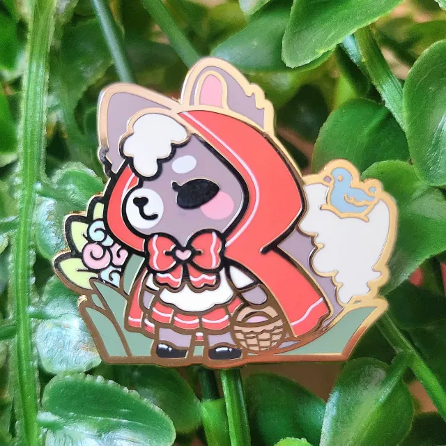 Appleminte Red Riding Wolf pin guld 38 mm