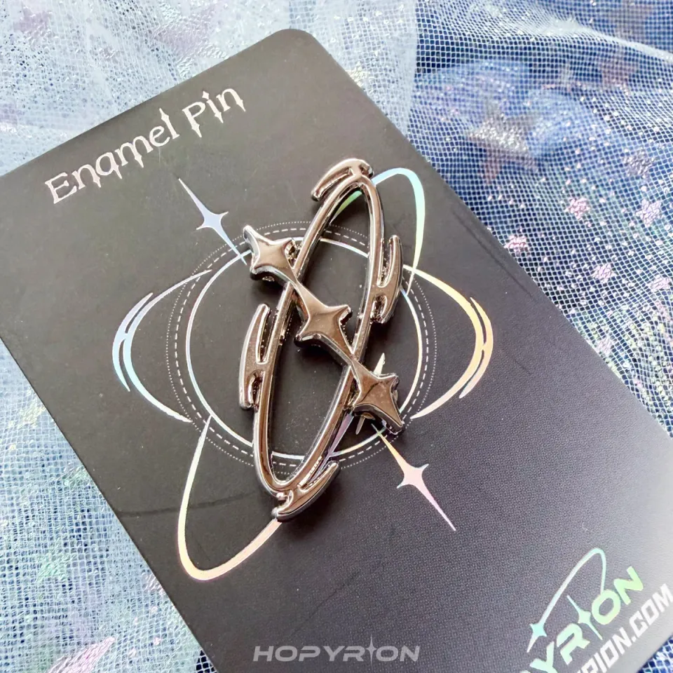 Hopyrion Triplestar emaljepin 3 cm stjerne