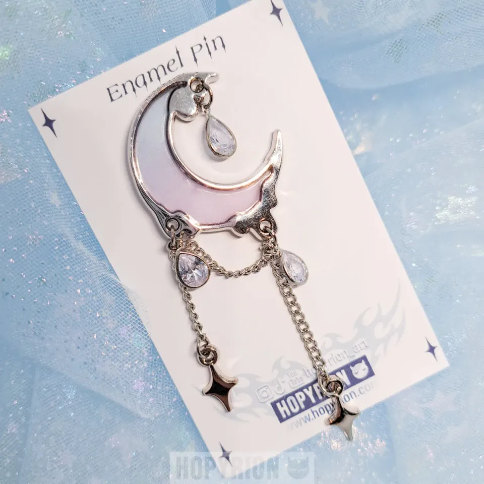 Hopyrion Moon Drop emaljepin 4 cm lavendel