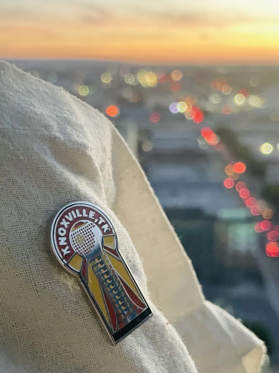 Vagabond Heart Knoxville emaljepin hard enamel Sunsphere