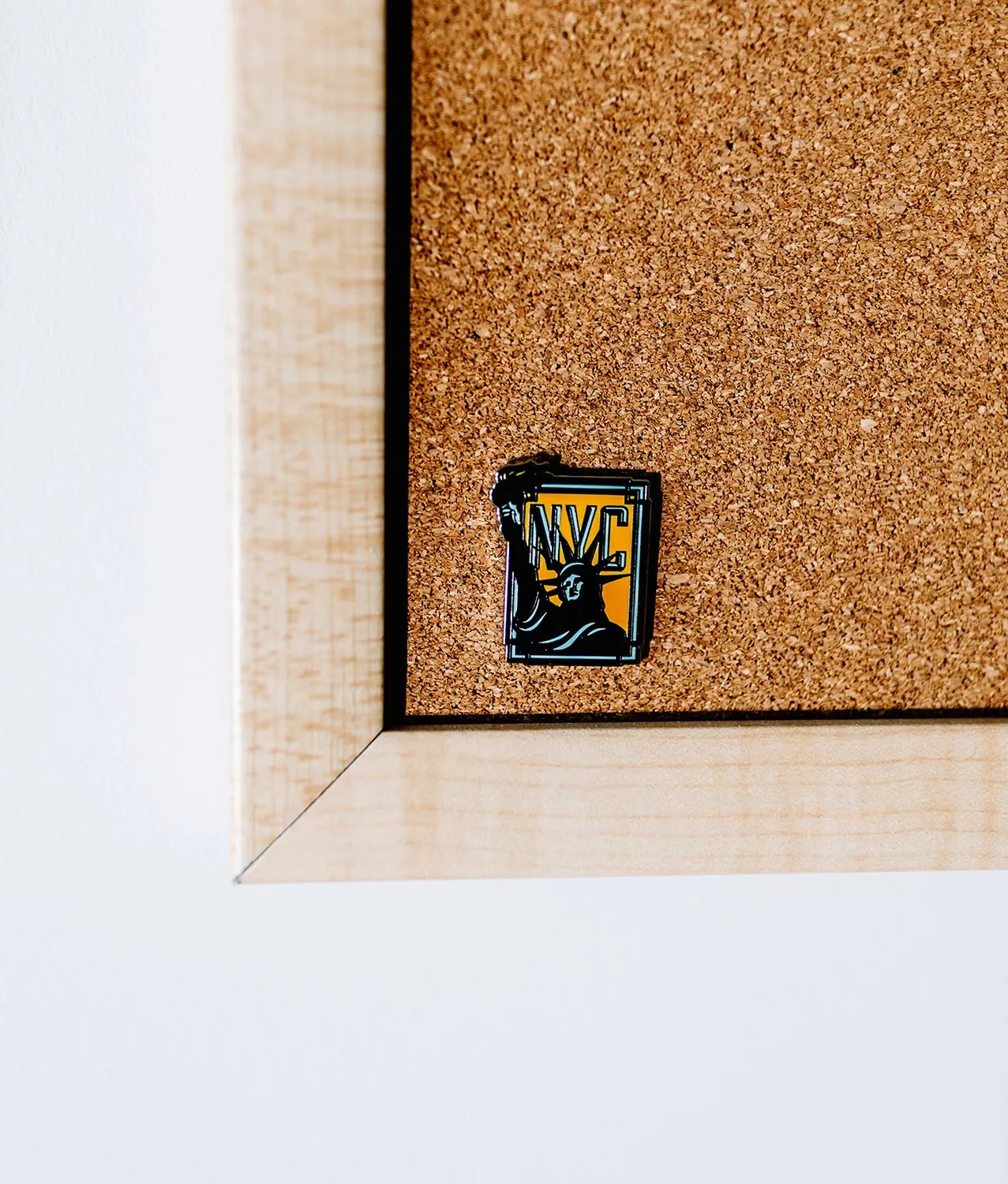 Vagabond Heart New York NYC pin emalje