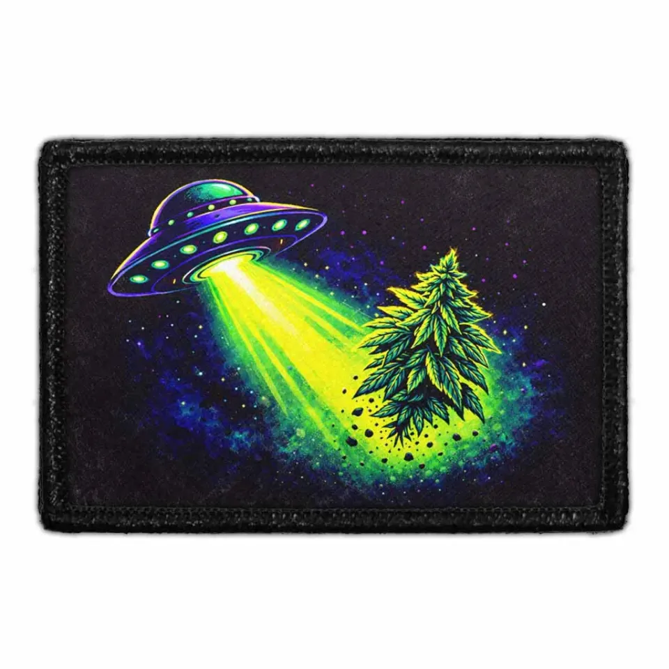 Pull Patch Alien Marijuana patch 7,6x5 cm
