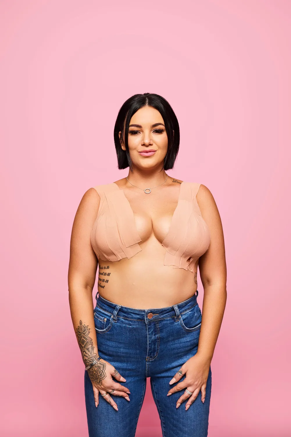 Booby Tape Nude brysttape løft nude