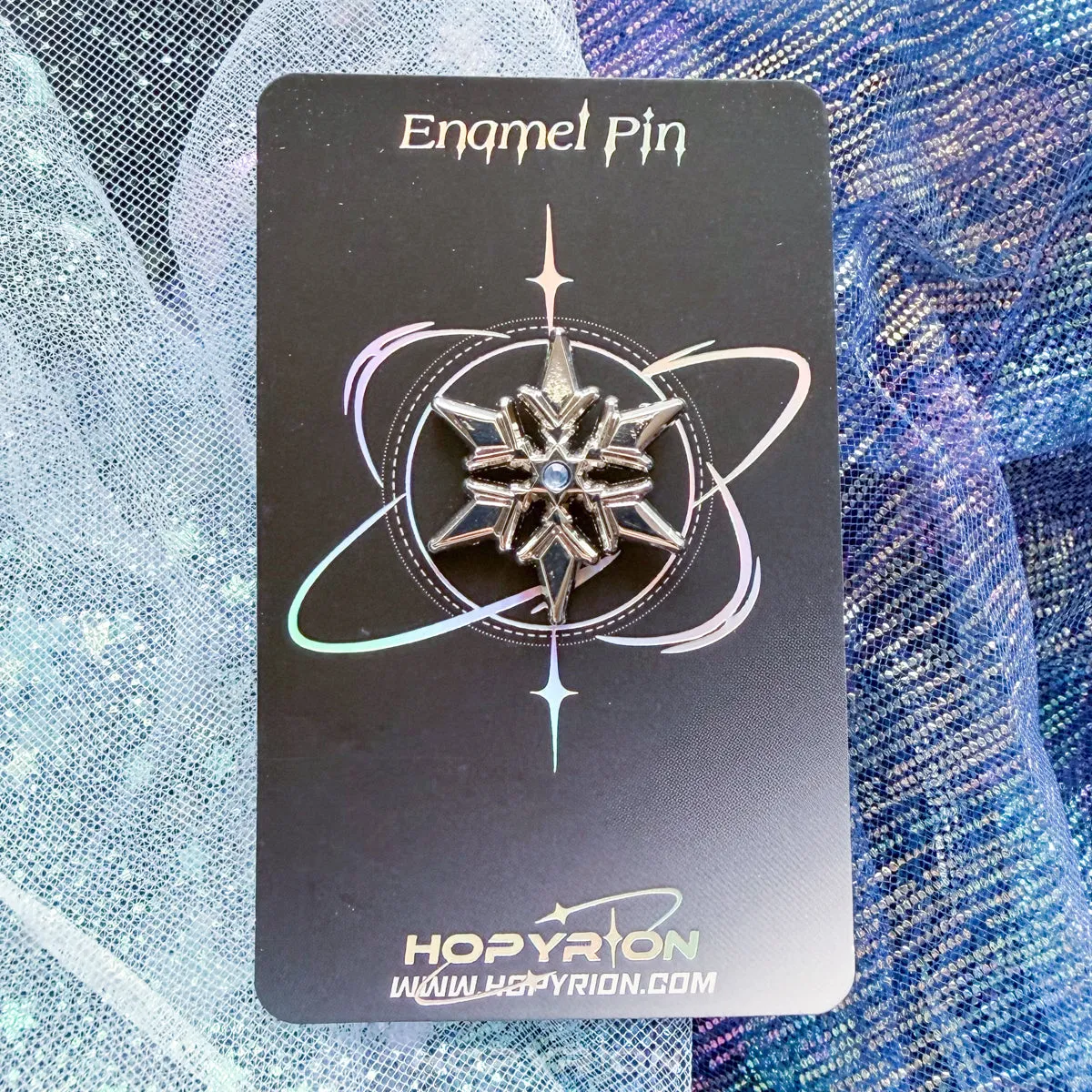 Hopyrion Crystalice pin emalje 2 cm