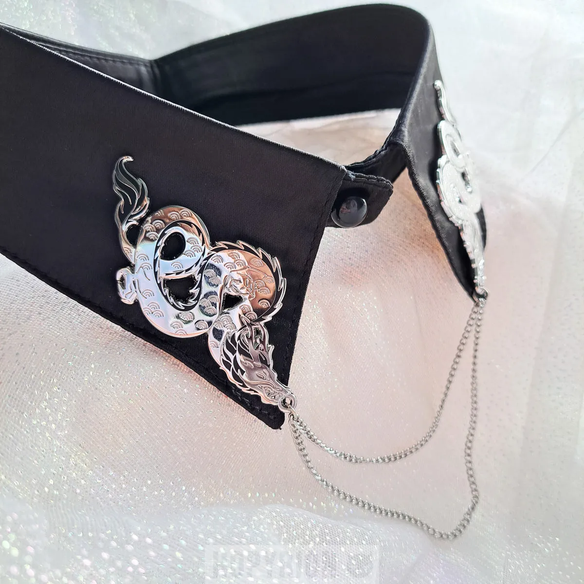 Hopyrion Twin Dragon chain pin guld 5 cm