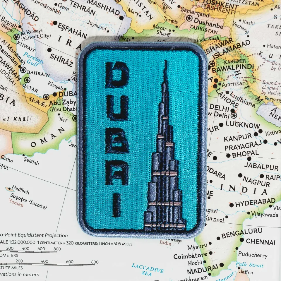 Vagabond Heart Dubai strygemærke tårn broderi
