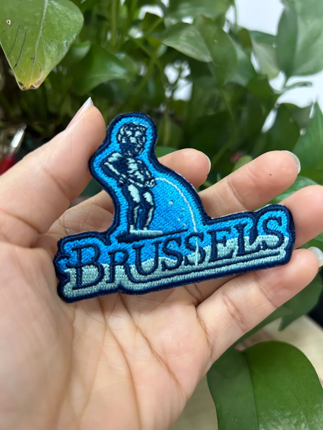 Vagabond Heart Brussels strygemærke 5,4x7 cm broderi
