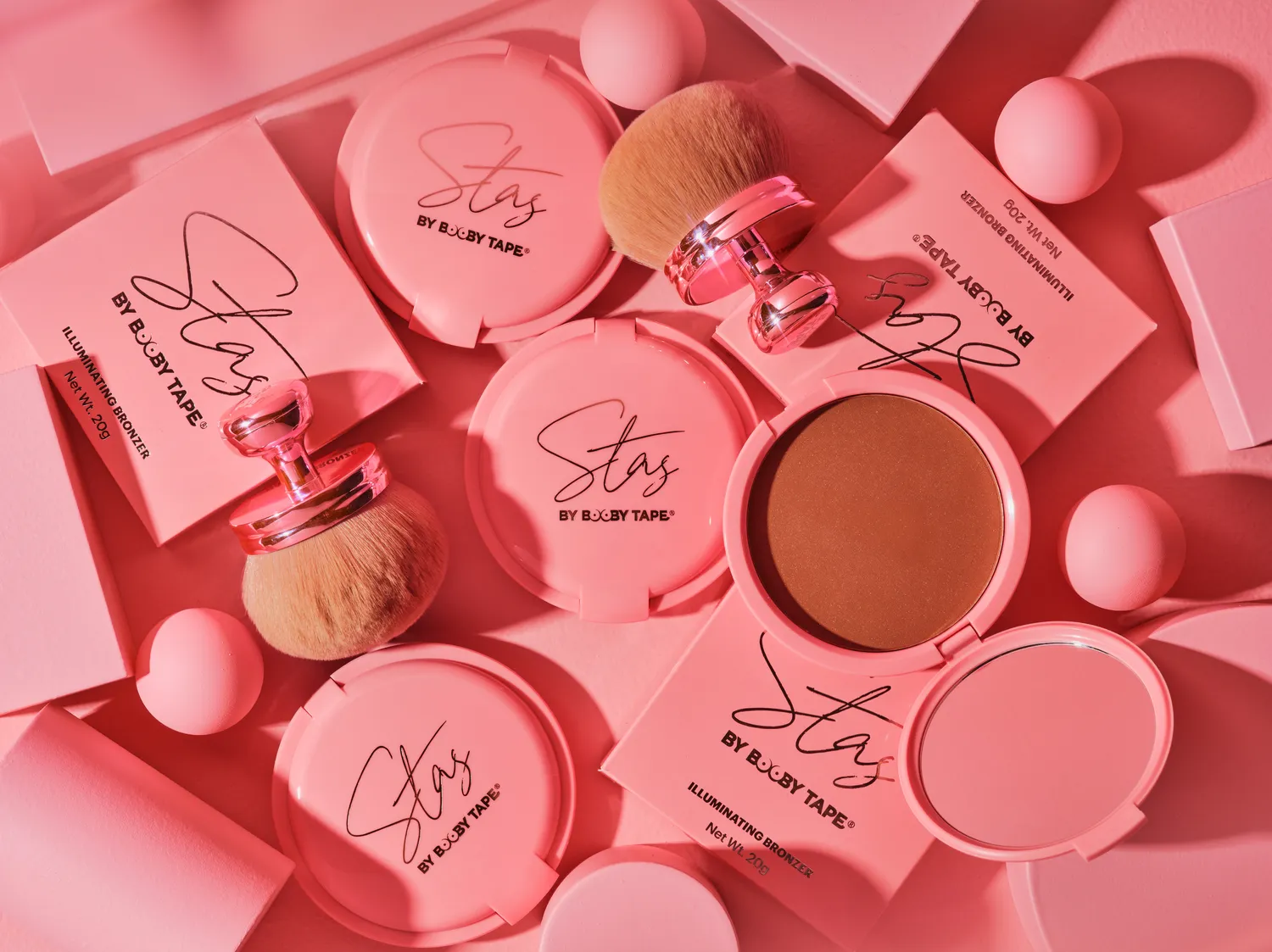 Booby Tape Bronzer Brush pudderbørste til bronzer