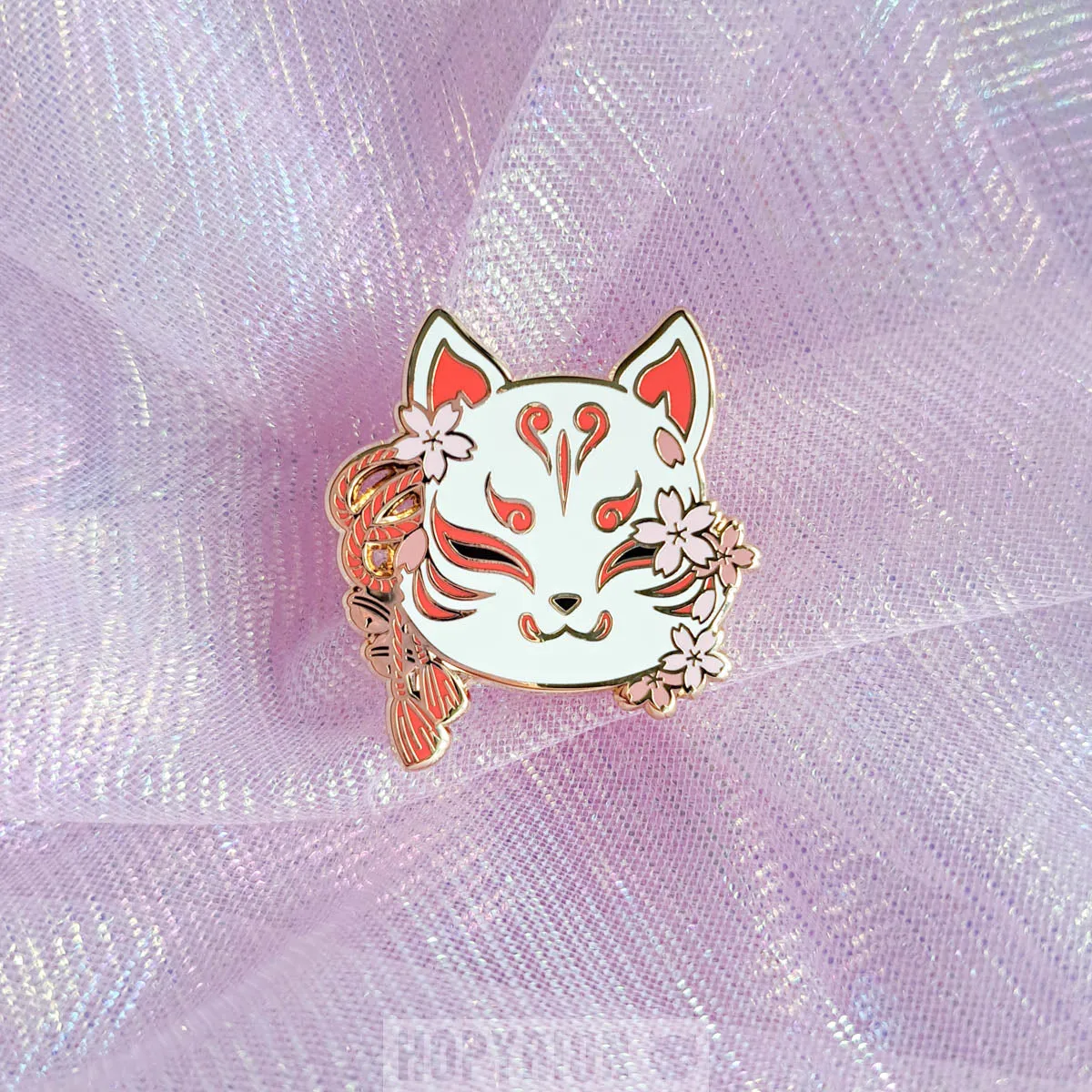 Hopyrion Kitsune emaljepin rød 4 cm