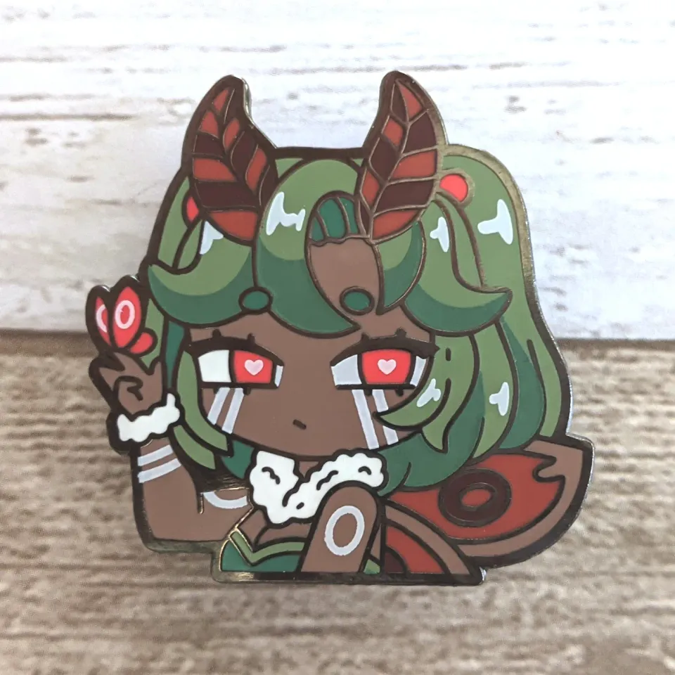Appleminte Moth Girl emaljepin 38 mm sort