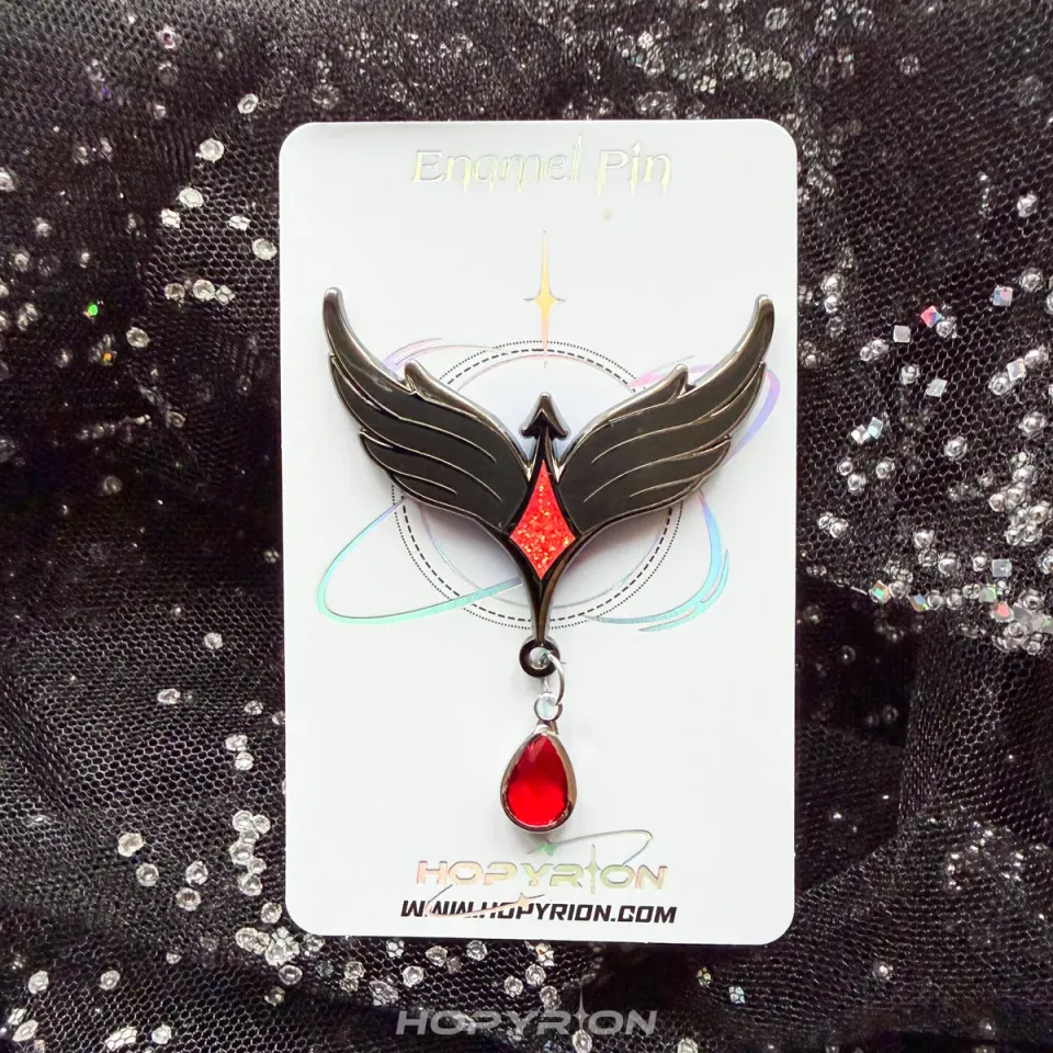 Hopyrion Blood Night emaljepin 4 cm sort