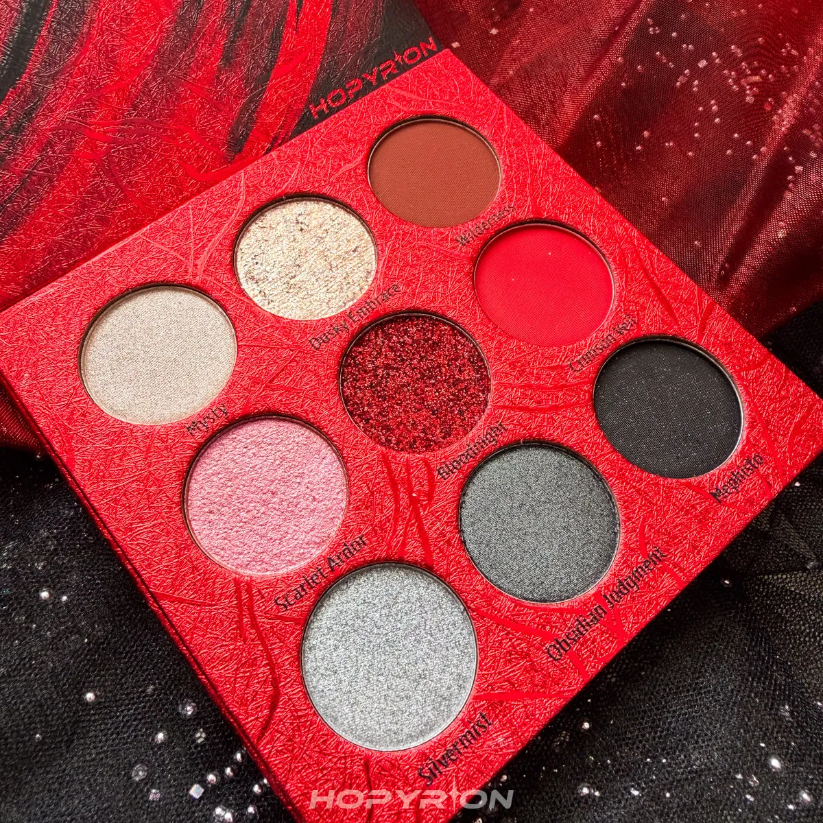 Hopyrion Onychinus makeup palette LAD