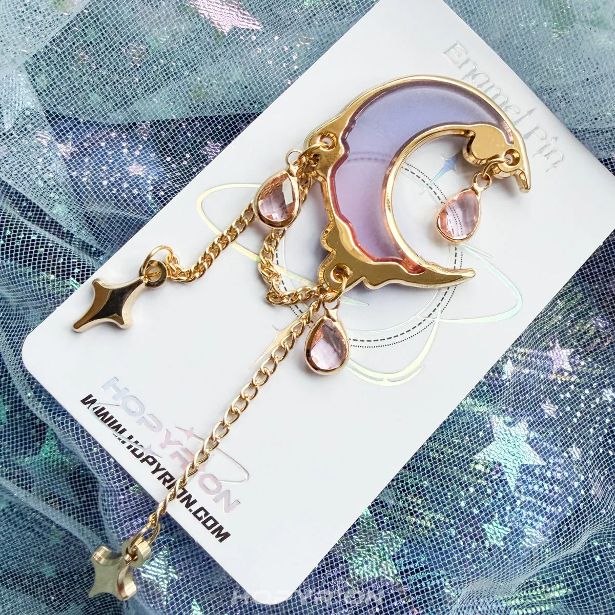 Hopyrion Moon Drop emaljepin 4 cm lavendel